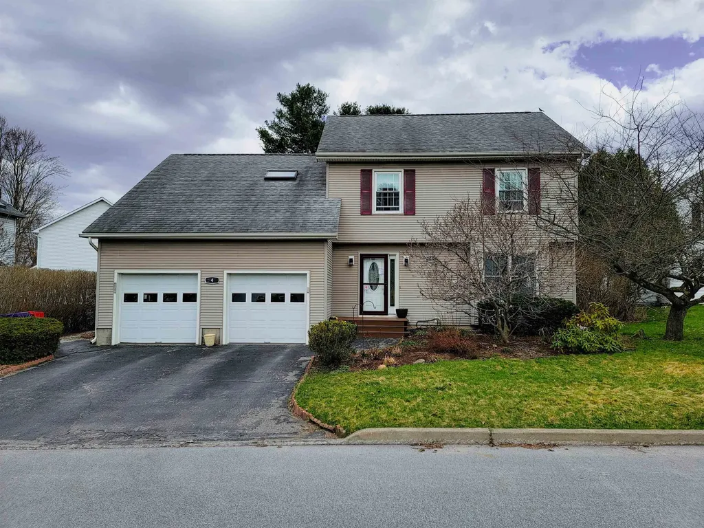 4 Kinsington Street South Burlington VT 05403