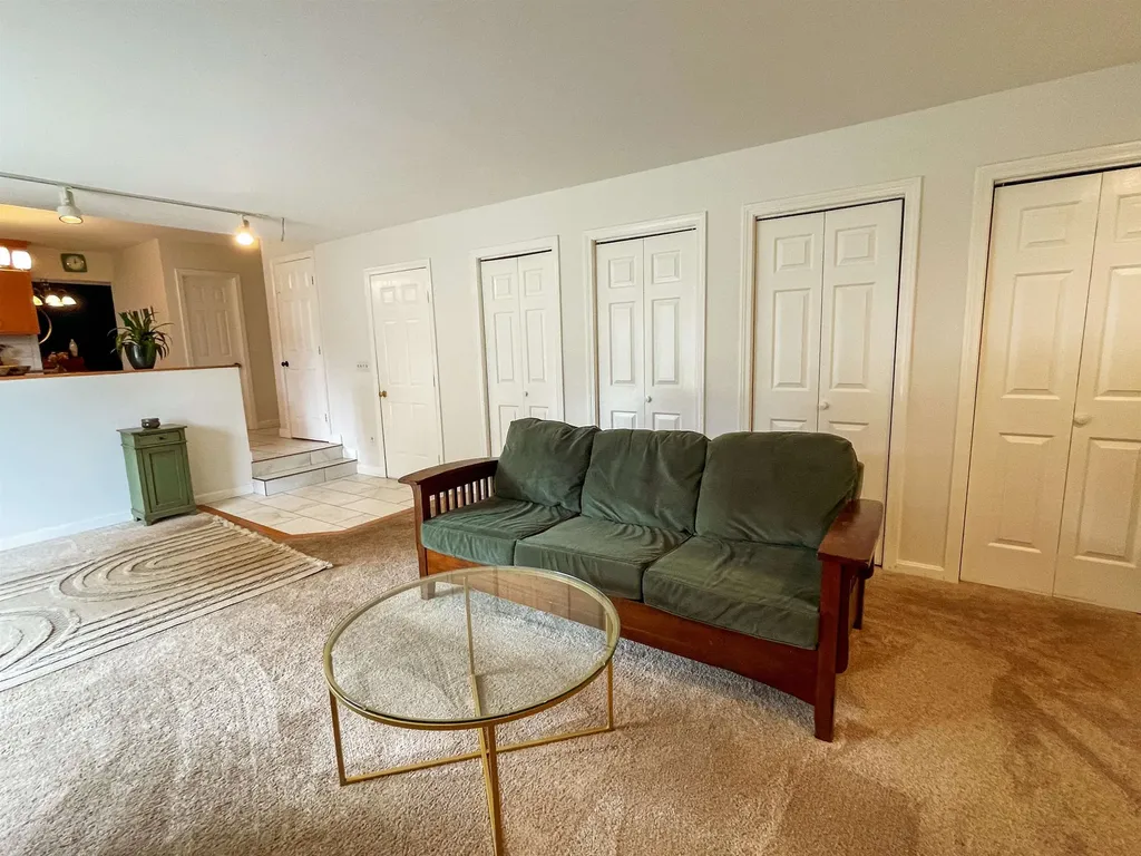 4 Kinsington Street South Burlington VT 05403