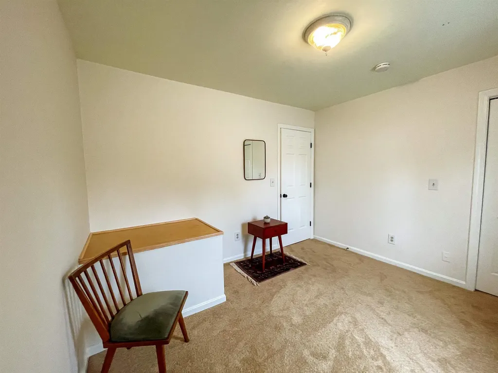 4 Kinsington Street South Burlington VT 05403