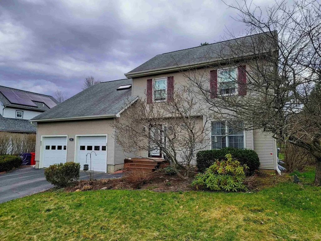 4 Kinsington Street South Burlington VT 05403