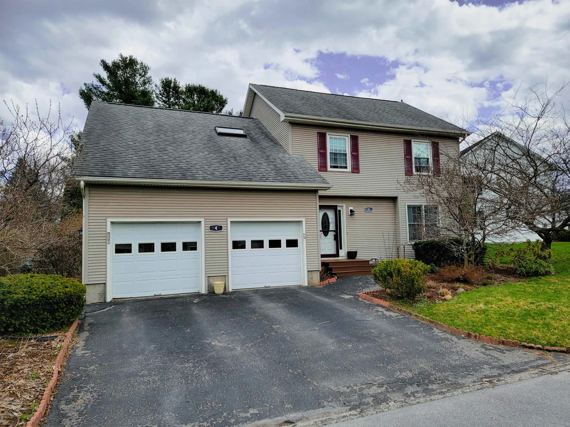 4 Kinsington Street South Burlington VT 05403