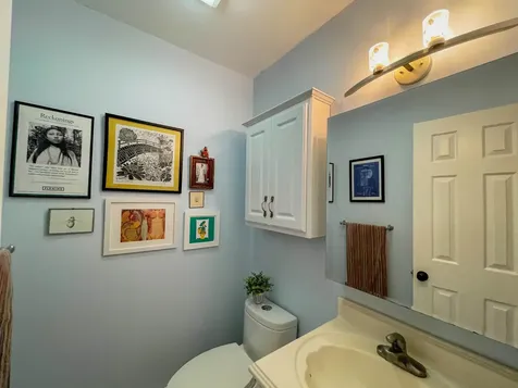 4 Kinsington Street South Burlington VT 05403