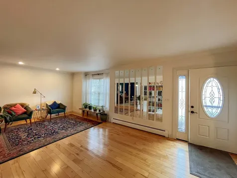 4 Kinsington Street South Burlington VT 05403