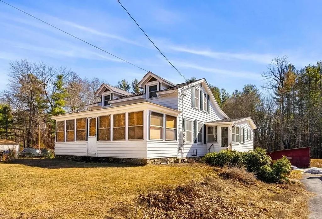 152 Mammoth Road Londonderry NH 03053