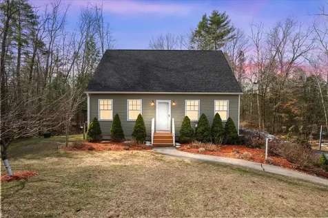 39 Cedar Creek Road Barrington NH 03825