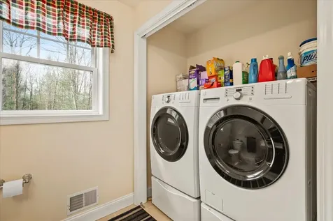 39 Cedar Creek Road Barrington NH 03825