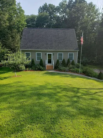 39 Cedar Creek Road Barrington NH 03825