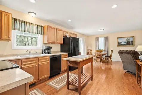 39 Cedar Creek Road Barrington NH 03825