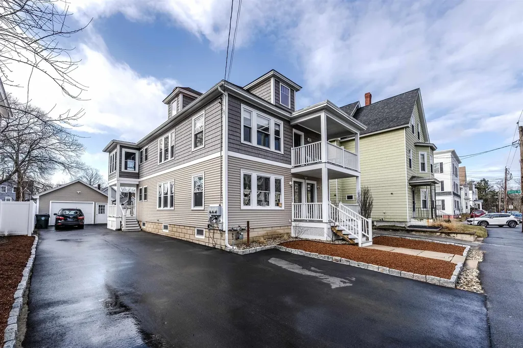232 Conant Street Manchester NH 03102