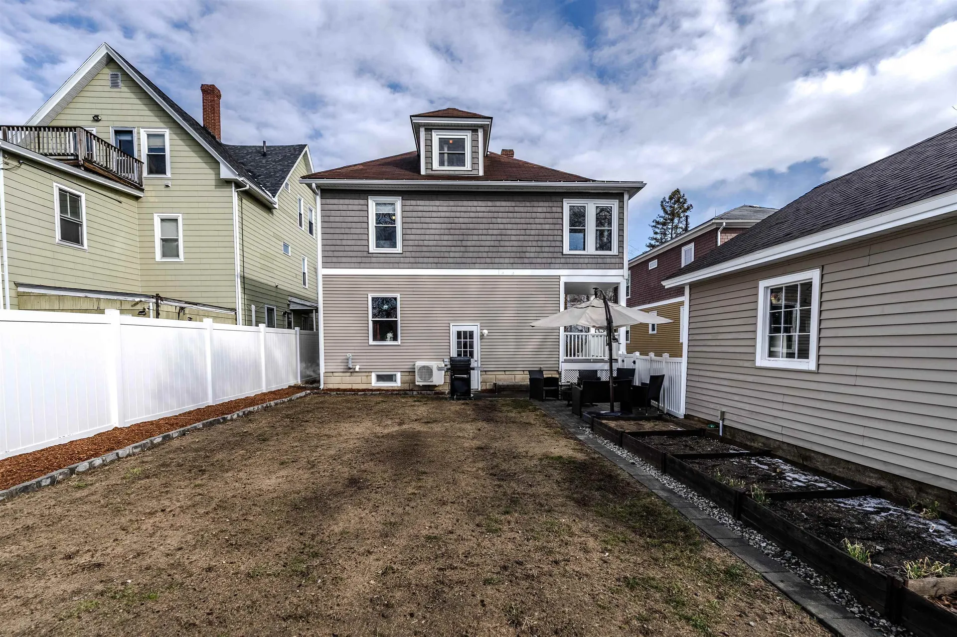 232 Conant Street Manchester NH 03102
