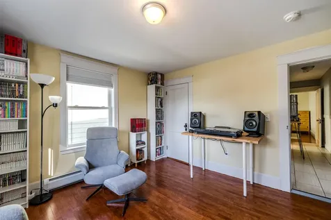 232 Conant Street Manchester NH 03102