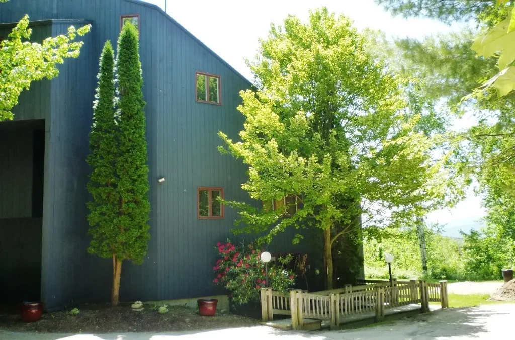 34 Weetamoo Trail Campton NH 03223