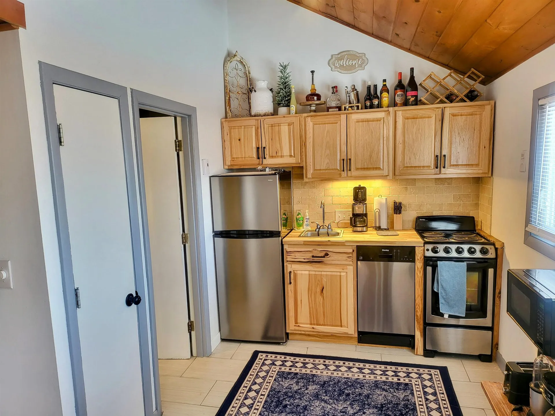 34 Weetamoo Trail Campton NH 03223