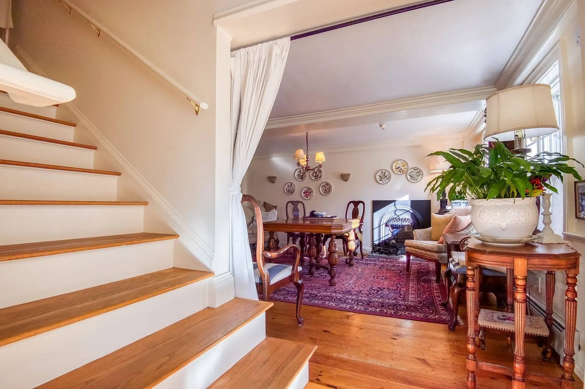 146 Calef Highway Barrington NH 03825