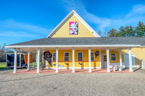 146 Calef Highway Barrington NH 03825
