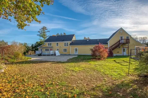146 Calef Highway Barrington NH 03825