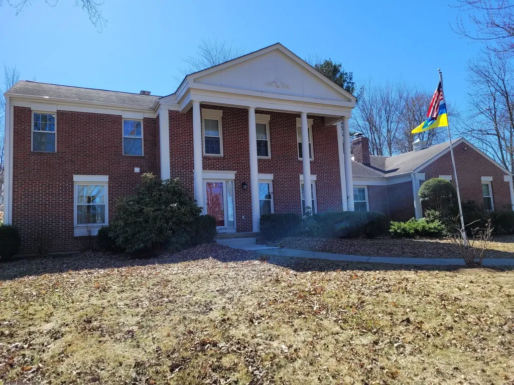 4 Pheasant Way South Burlington VT 05403