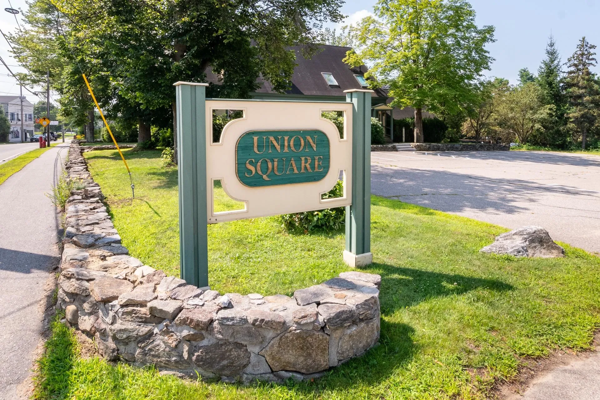 376 Union Avenue Laconia NH 03246