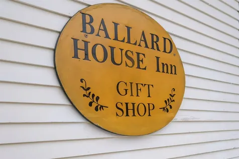 53 Parade Road Meredith NH 03253