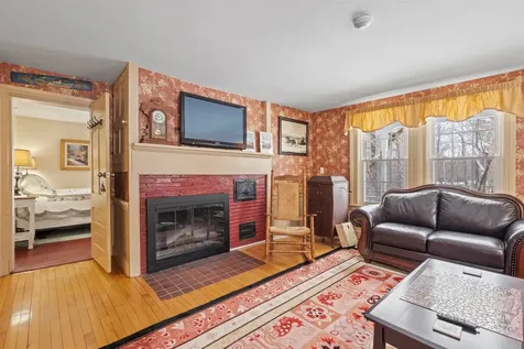 53 Parade Road Meredith NH 03253