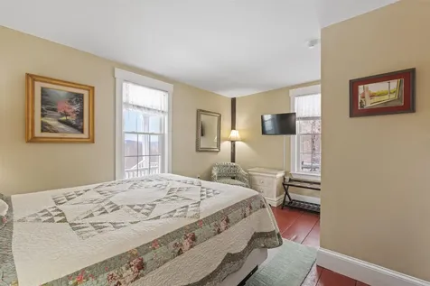 53 Parade Road Meredith NH 03253