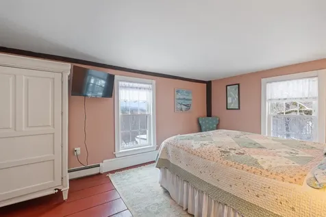 53 Parade Road Meredith NH 03253