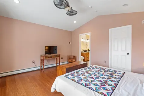 53 Parade Road Meredith NH 03253