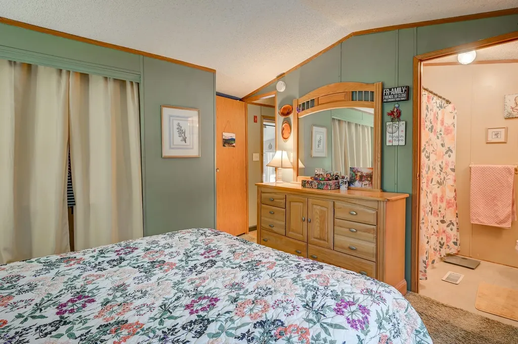 75 Lamplighter Drive Conway NH 03818