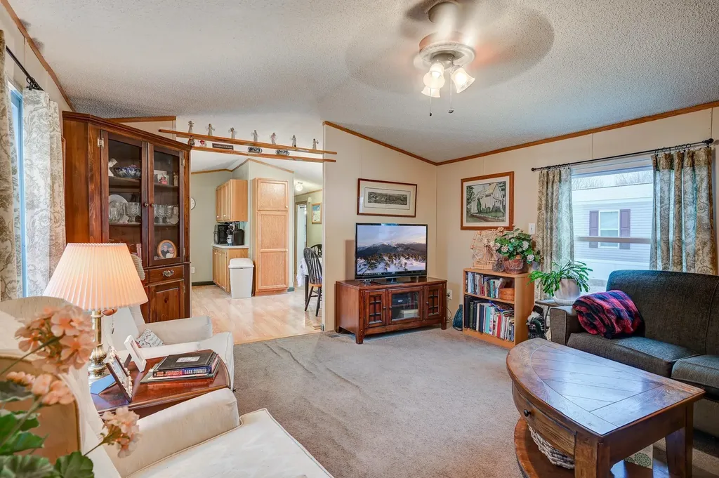 75 Lamplighter Drive Conway NH 03818