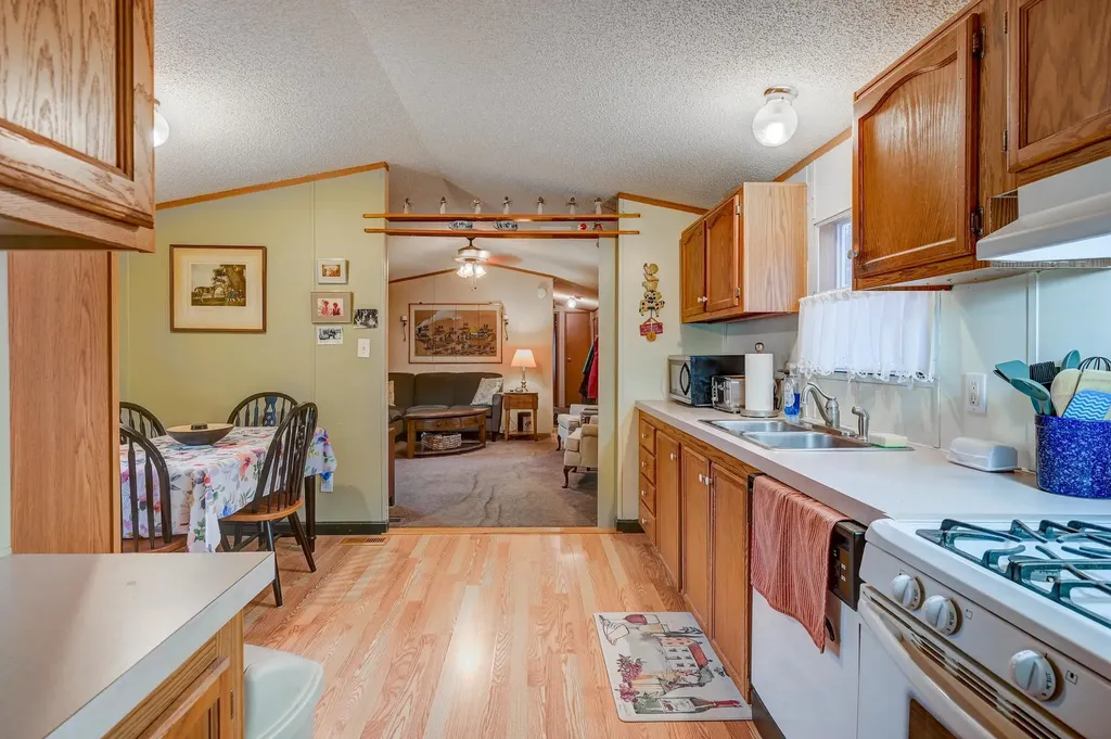 75 Lamplighter Drive Conway NH 03818