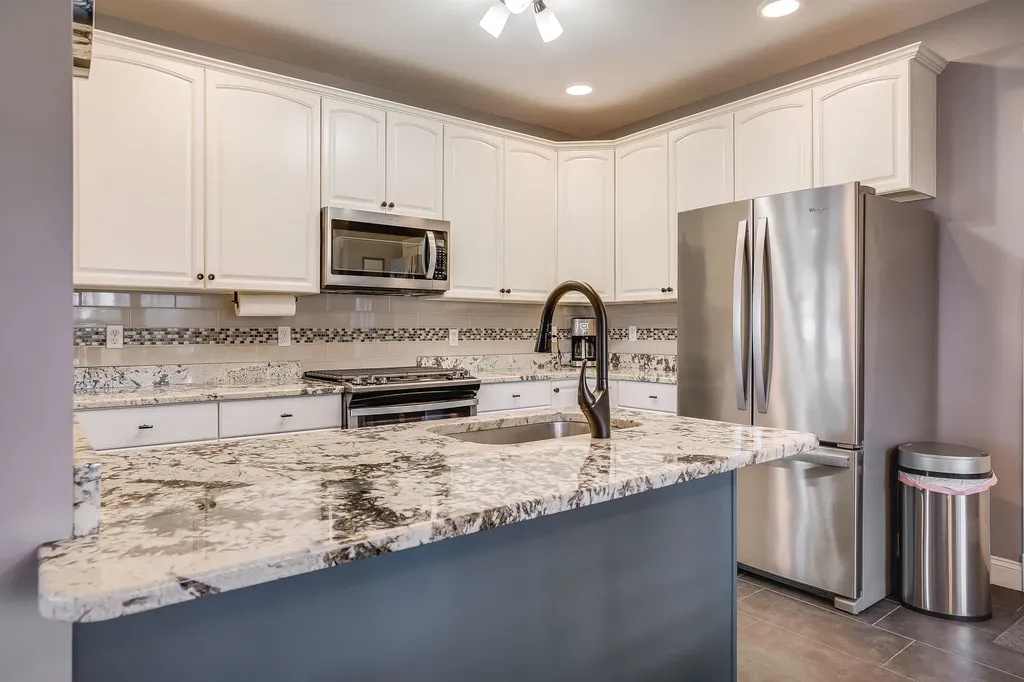 14 Monadnock Lane Merrimack NH 03054