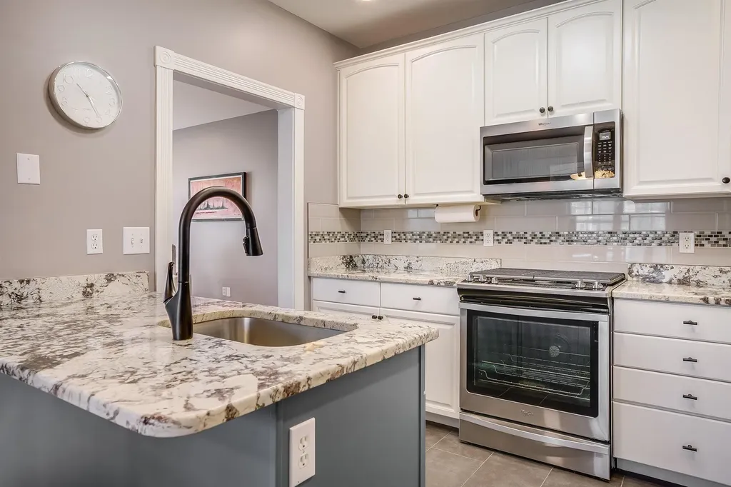 14 Monadnock Lane Merrimack NH 03054