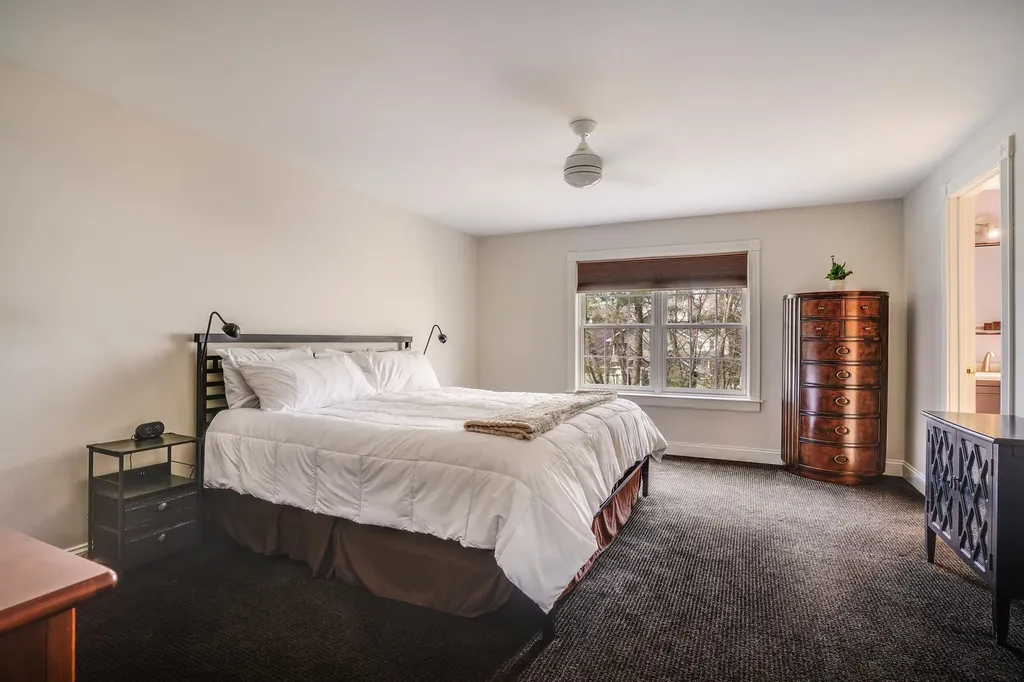 14 Monadnock Lane Merrimack NH 03054