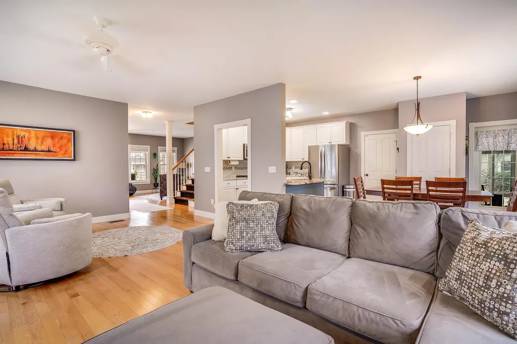 14 Monadnock Lane Merrimack NH 03054