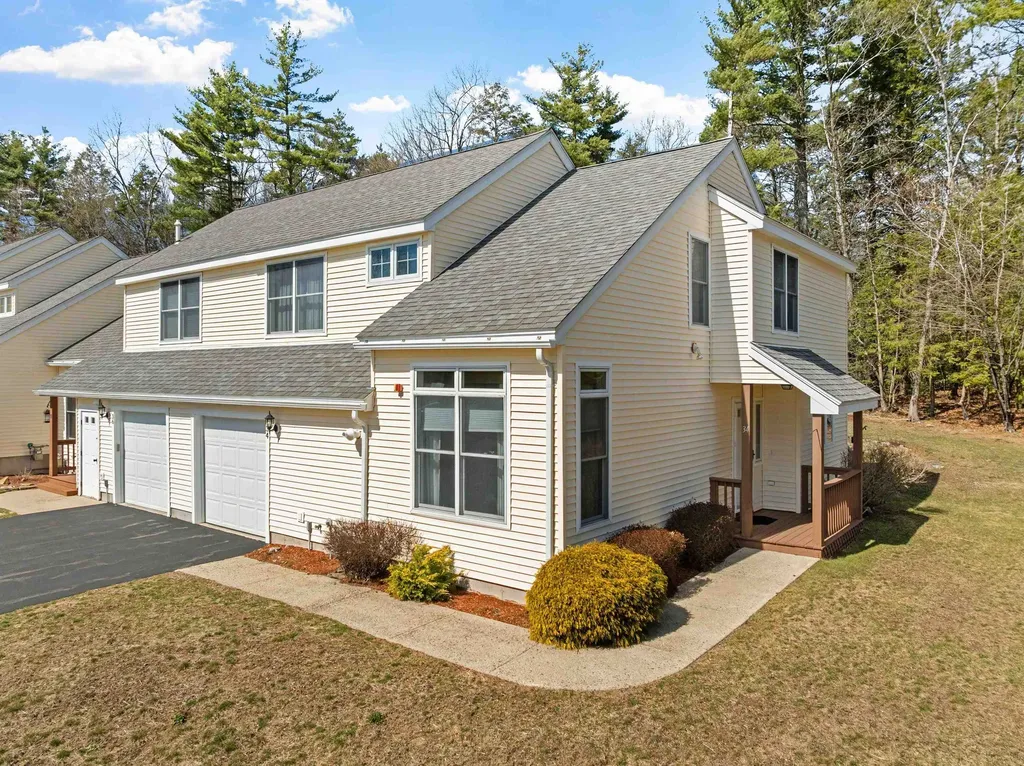 34 Coles Way Atkinson NH 03811
