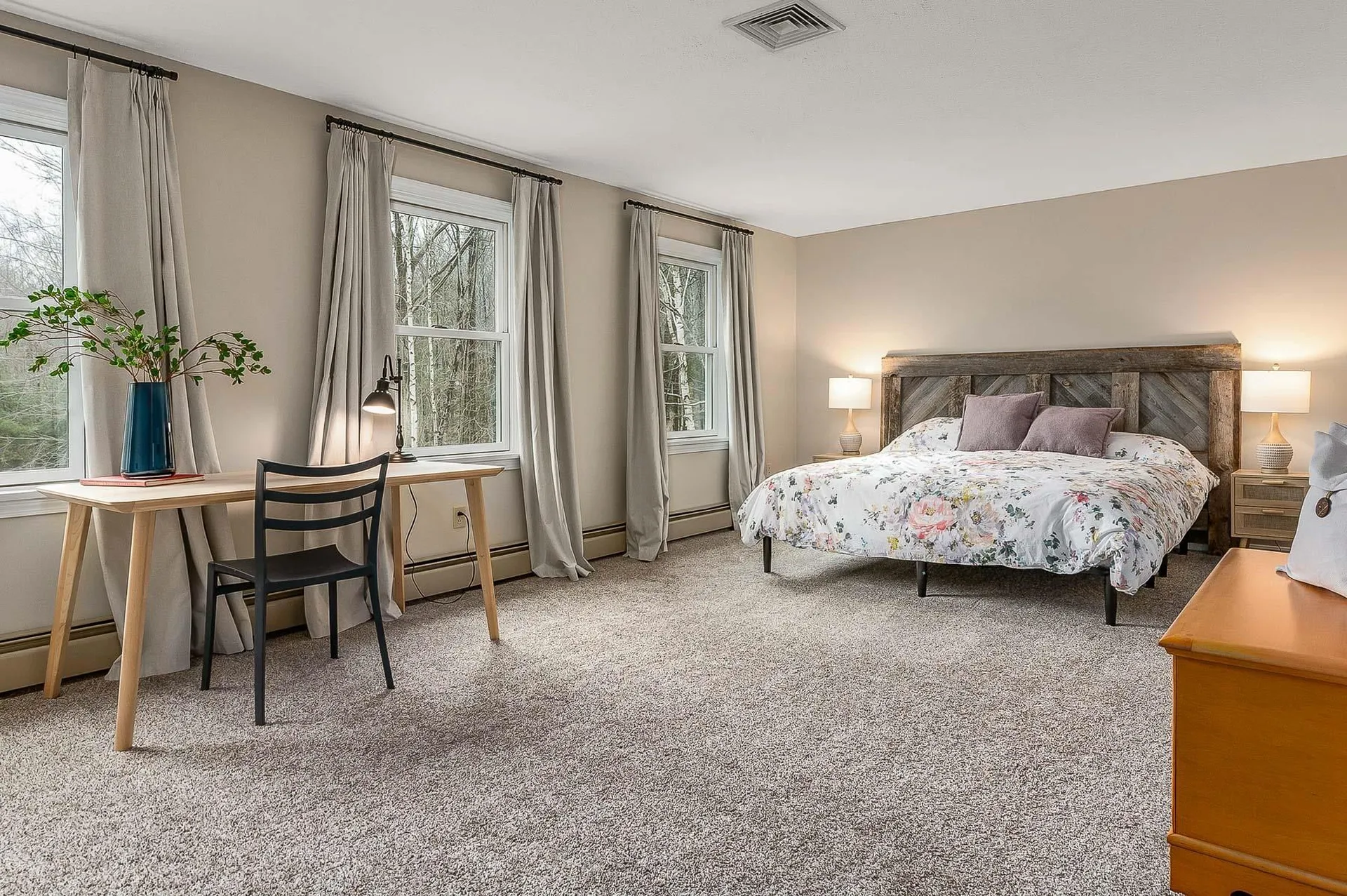 29 Colonial Drive Auburn NH 03032