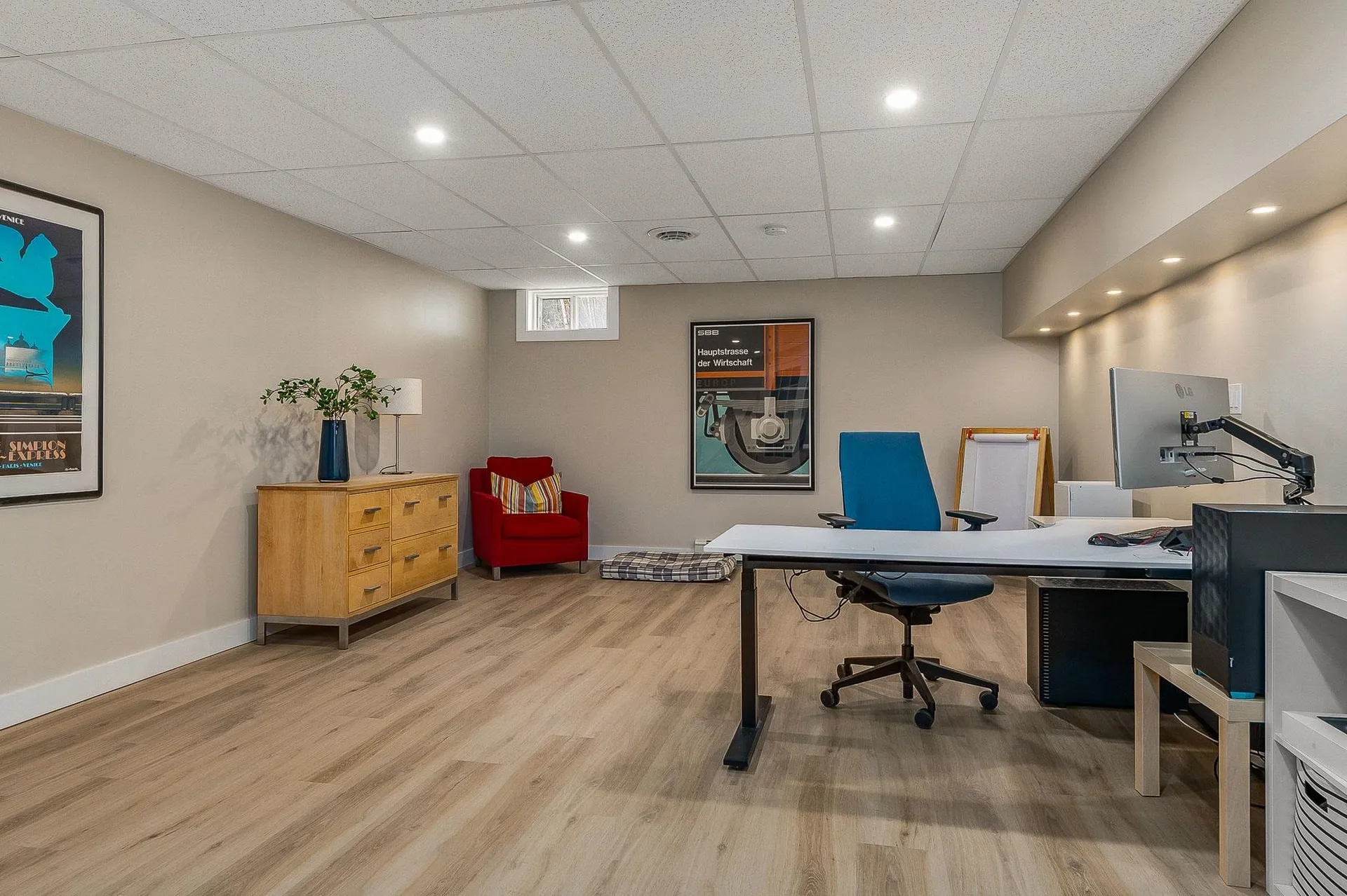 29 Colonial Drive Auburn NH 03032