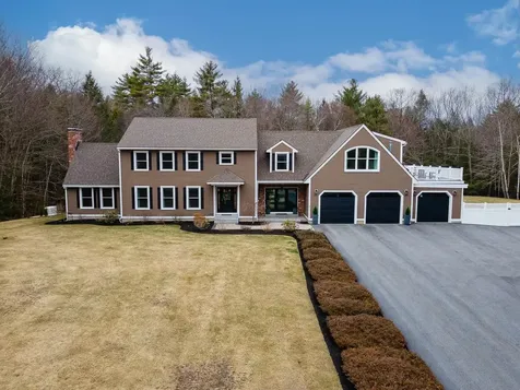 29 Colonial Drive Auburn NH 03032