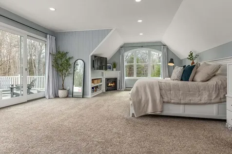 29 Colonial Drive Auburn NH 03032