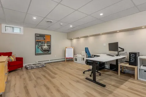 29 Colonial Drive Auburn NH 03032