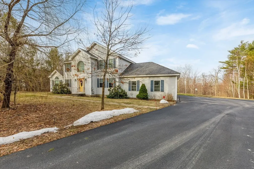 77 Peterborough Road Temple NH 03084