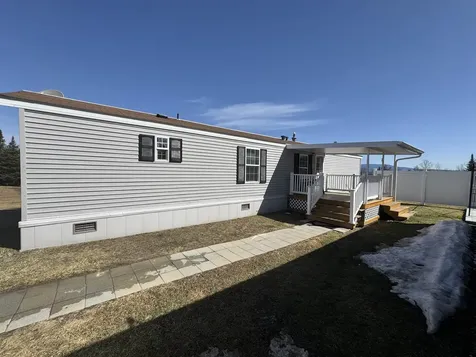 35 Goshen Road East Bradford VT 05033