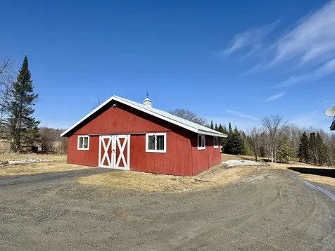 35 Goshen Road East Bradford VT 05033
