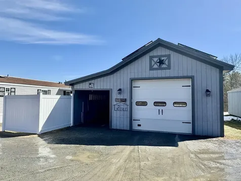 35 Goshen Road East Bradford VT 05033