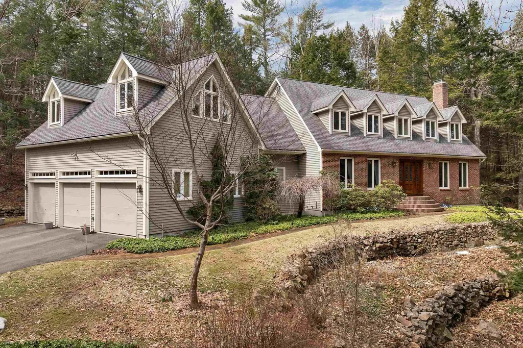 64 Horace Greeley Road Amherst NH 03031