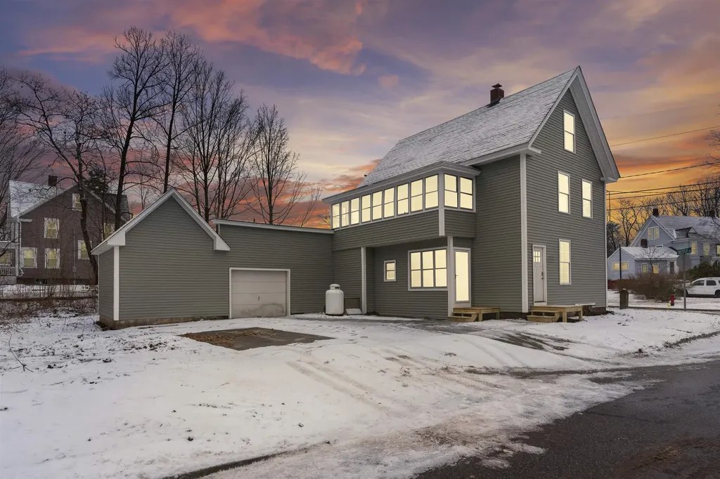 42-44 Grove Street Rochester NH 03868