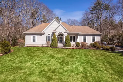 4 Forest Hill Lane York ME 03902