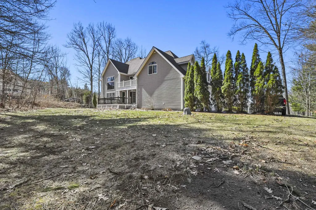 20 Welch Road Londonderry NH 03053