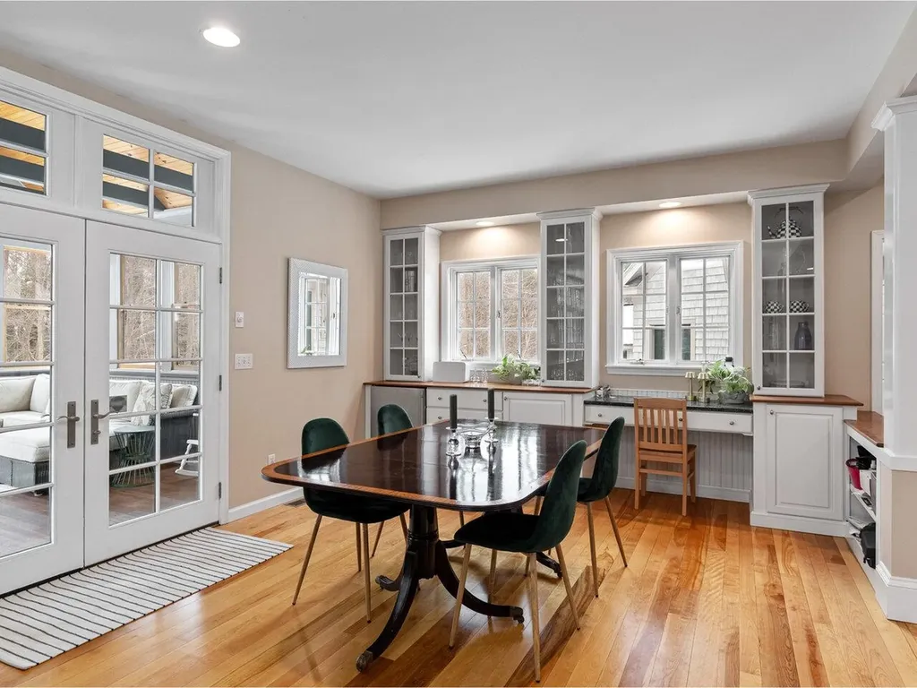 16 Wildwood Court Shelburne VT 05482