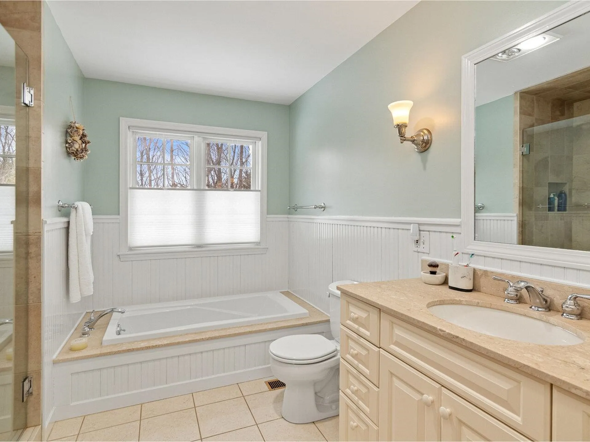16 Wildwood Court Shelburne VT 05482